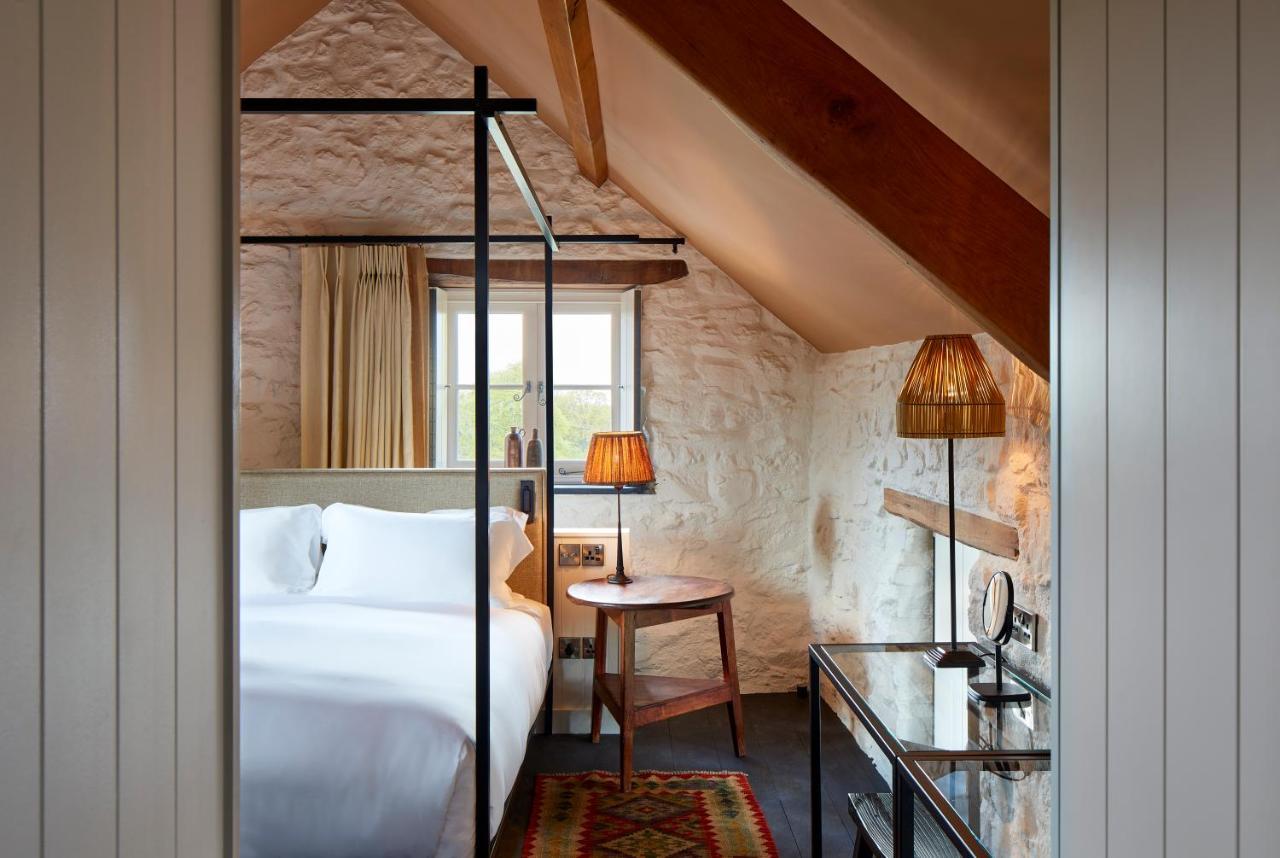 Grove Of Narberth Hotel Buitenkant foto